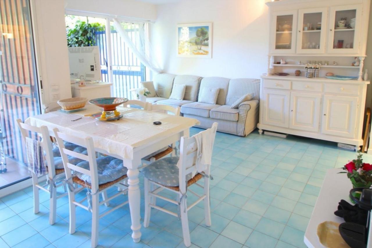 Plage La Salis 3 Chambres, Jardin - 3 Bedrooms Antibes Ngoại thất bức ảnh