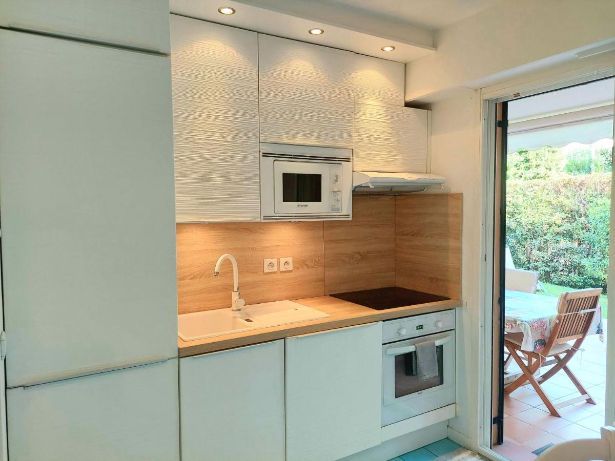 Plage La Salis 3 Chambres, Jardin - 3 Bedrooms Antibes Ngoại thất bức ảnh