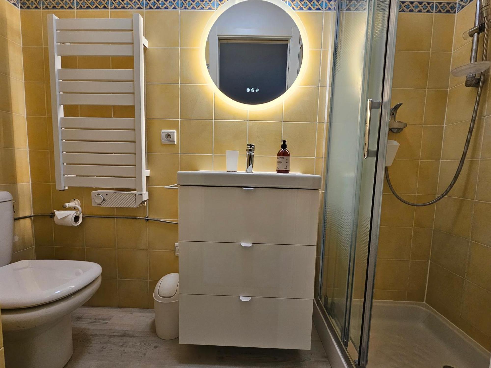 Plage La Salis 3 Chambres, Jardin - 3 Bedrooms Antibes Ngoại thất bức ảnh